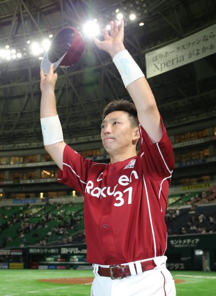 楽天 嶋基宏の選手会会長退任で球団は大喜び？｜NEWSポストセブン