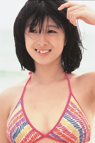 河合奈保子・19歳 プレミア写真集の未公開水着カット｜NEWSポストセブン
