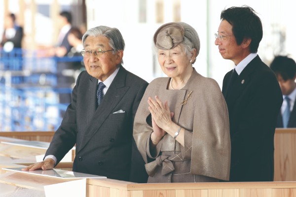 60年を経て初めて明かされる天皇陛下と美智子さまの純愛秘話｜NEWS