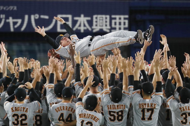 巨人・原監督が成し遂げた「育成しながら優勝」という偉業｜NEWSポスト