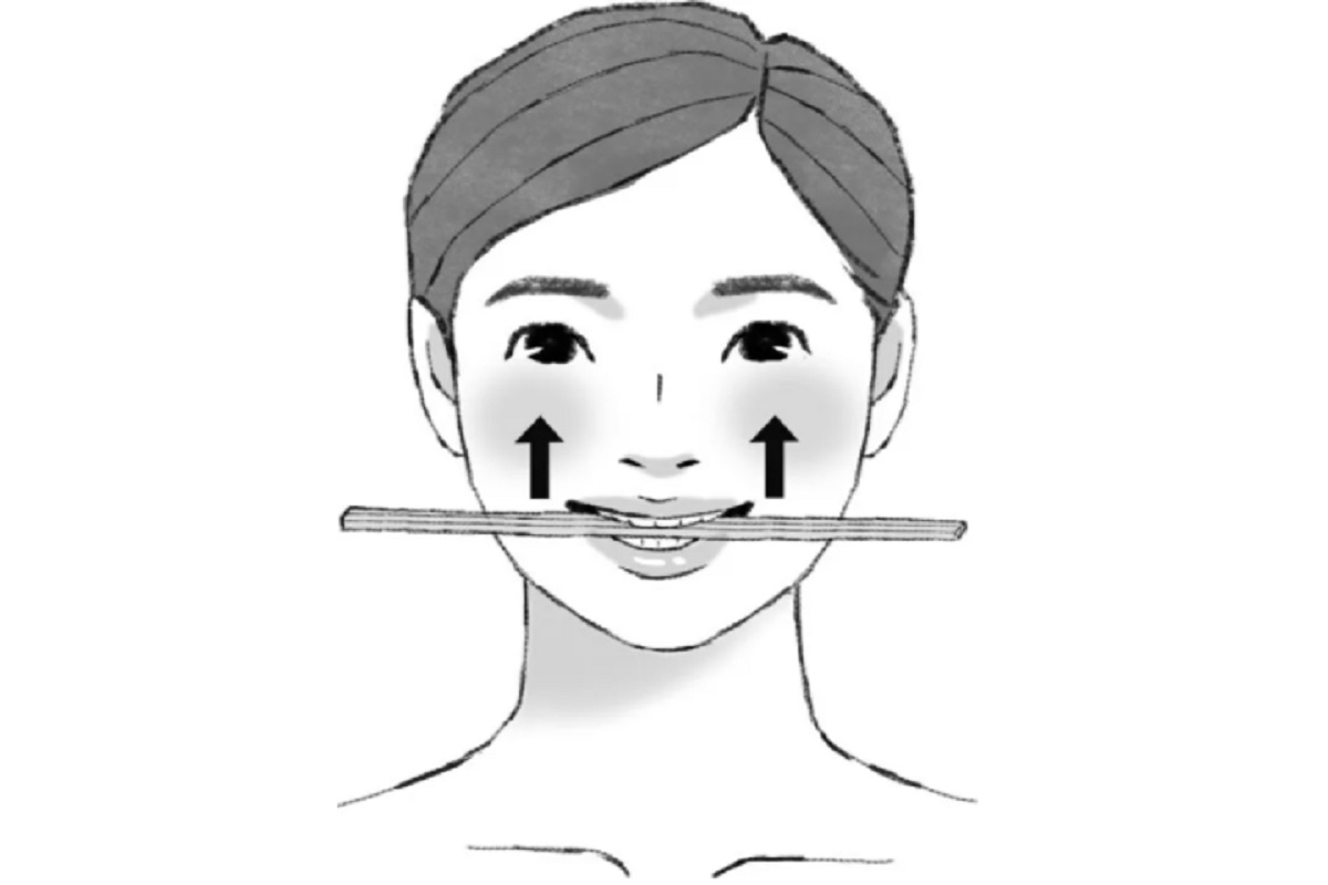 ほう れい 線 割り箸 逆 効果