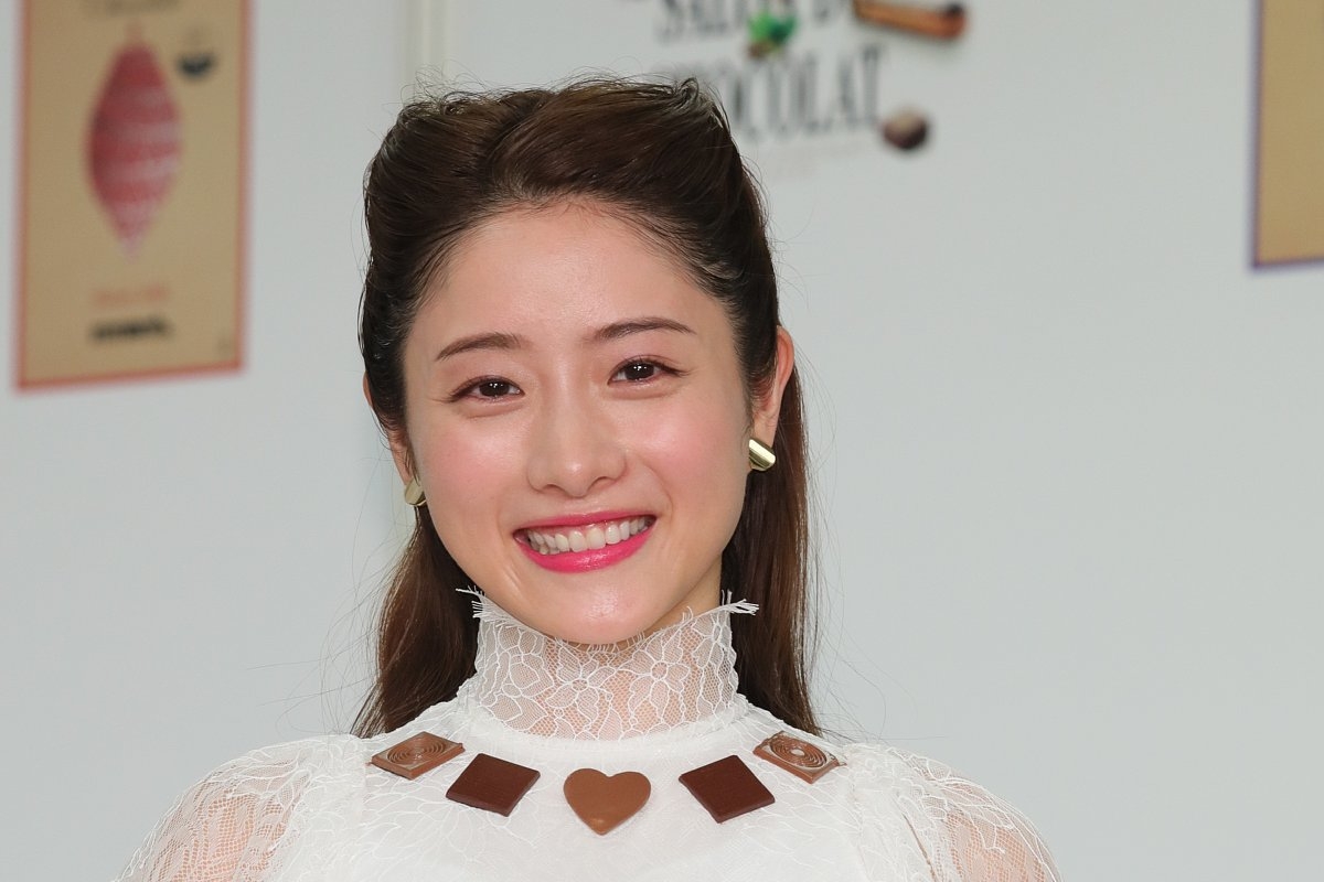 人 中 短い 芸能人