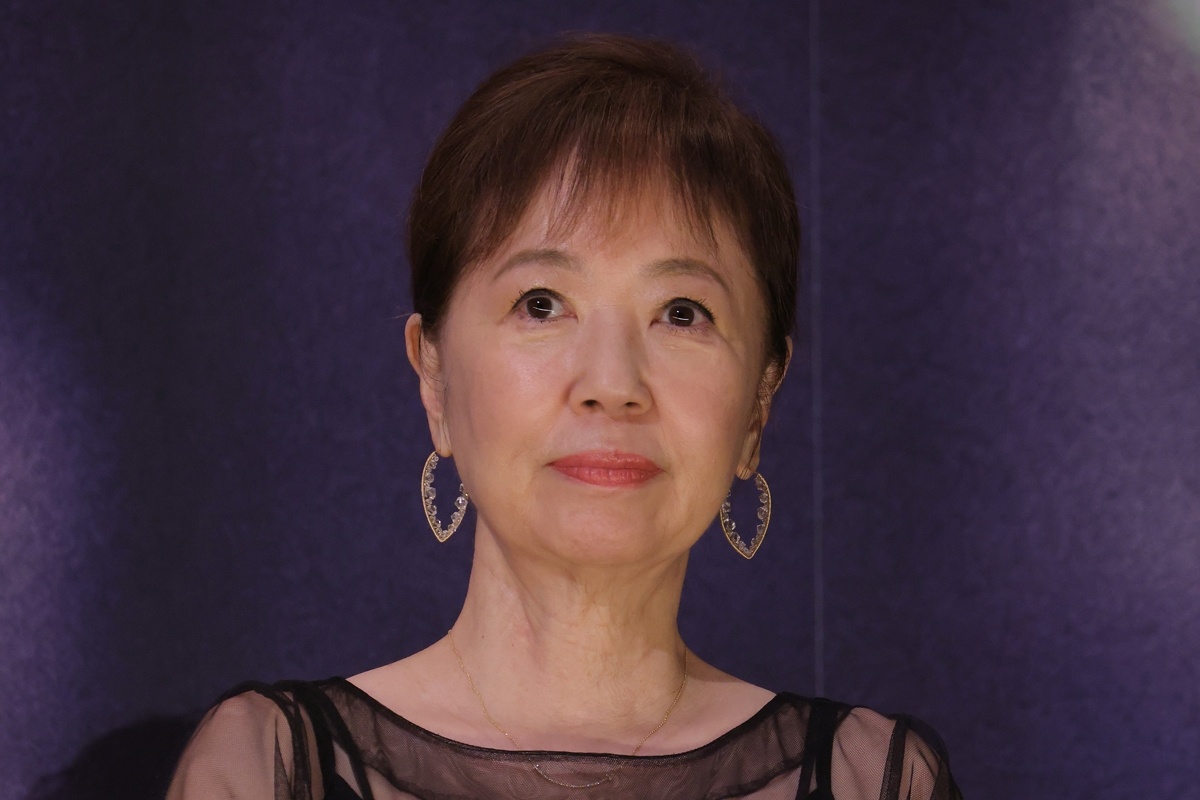 浅田美代子50周年イベントに佐藤浩市、三浦友和が登場、MISIAは生歌