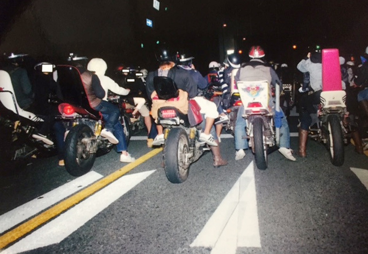 当時物 特攻服 暴走族 旧車会 暖かくなると出てくる「旧車會」 マナー悪化でトラブルが頻発｜NEWS