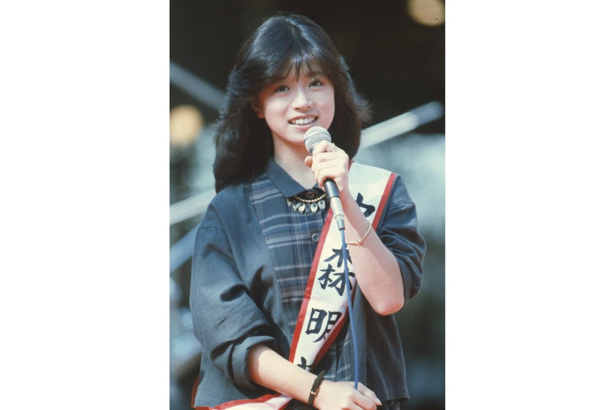 nakamori_akina_02-eyc.jpg