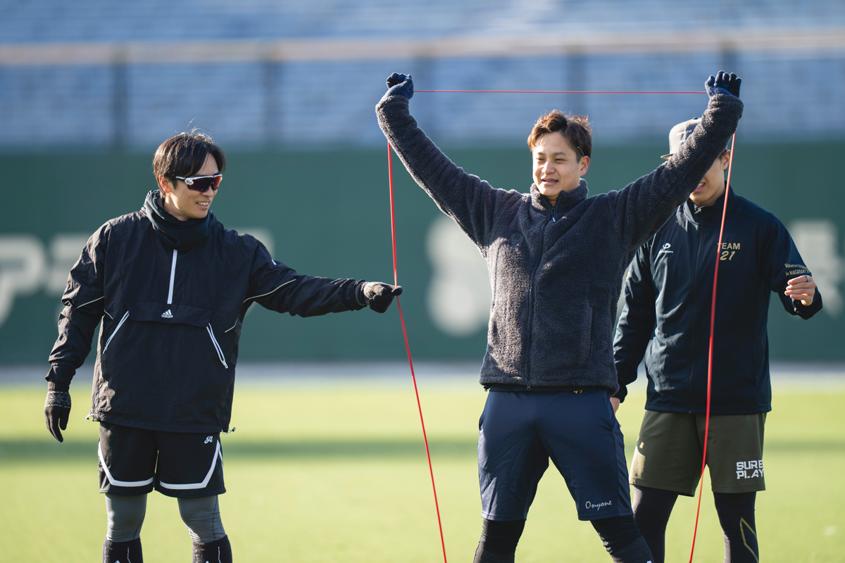 潜入】和田毅氏“引退直後の左腕塾”に大竹耕太郎、小島和哉ら、若手投手