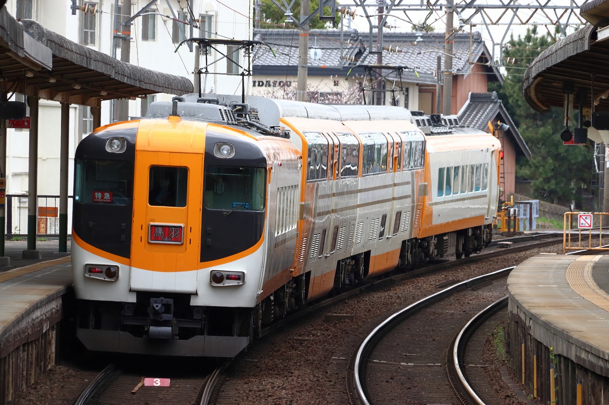自動改札機で失われた“駅員の職人芸” 「大阪駅にはタンゴのリズムで