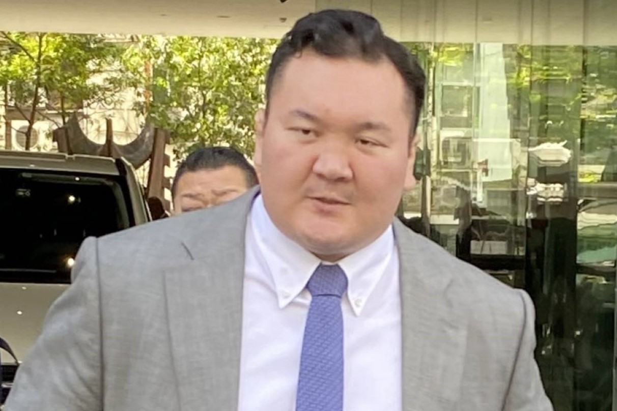 元横綱・白鵬の宮城野親方「退職情報」に注目集まる》一度は本人が否定
