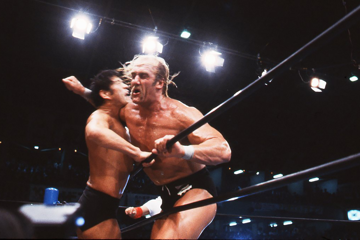 追悼ハルク・ホーガン】無名のミュージシャンが「プロレスラーに