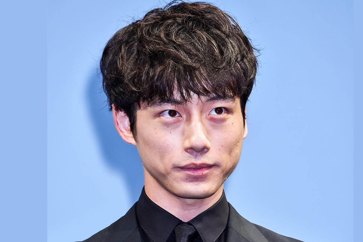 業界きってのモテ男”坂口健太郎》長年付き合ってきた3歳年上の
