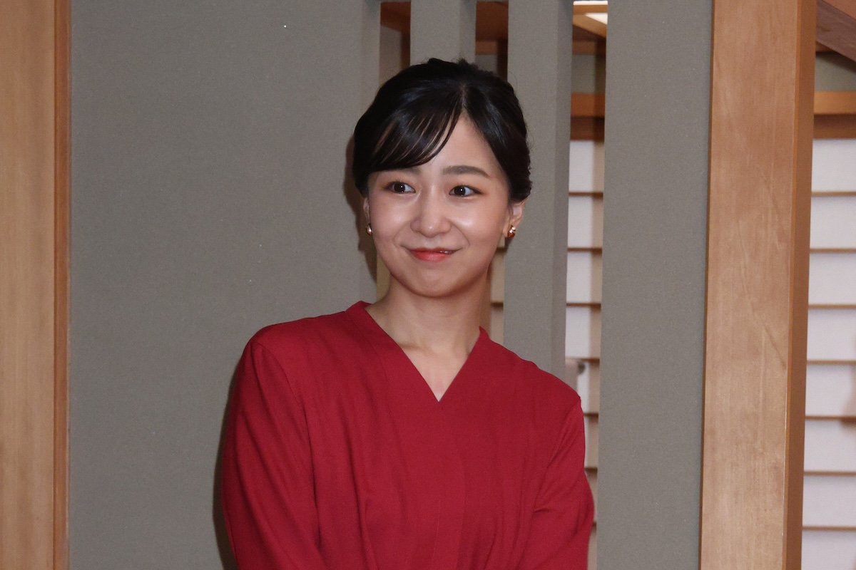 京都ご訪問で注目》佳子さま、身につけた“西陣織バレッタ”は売り切れに