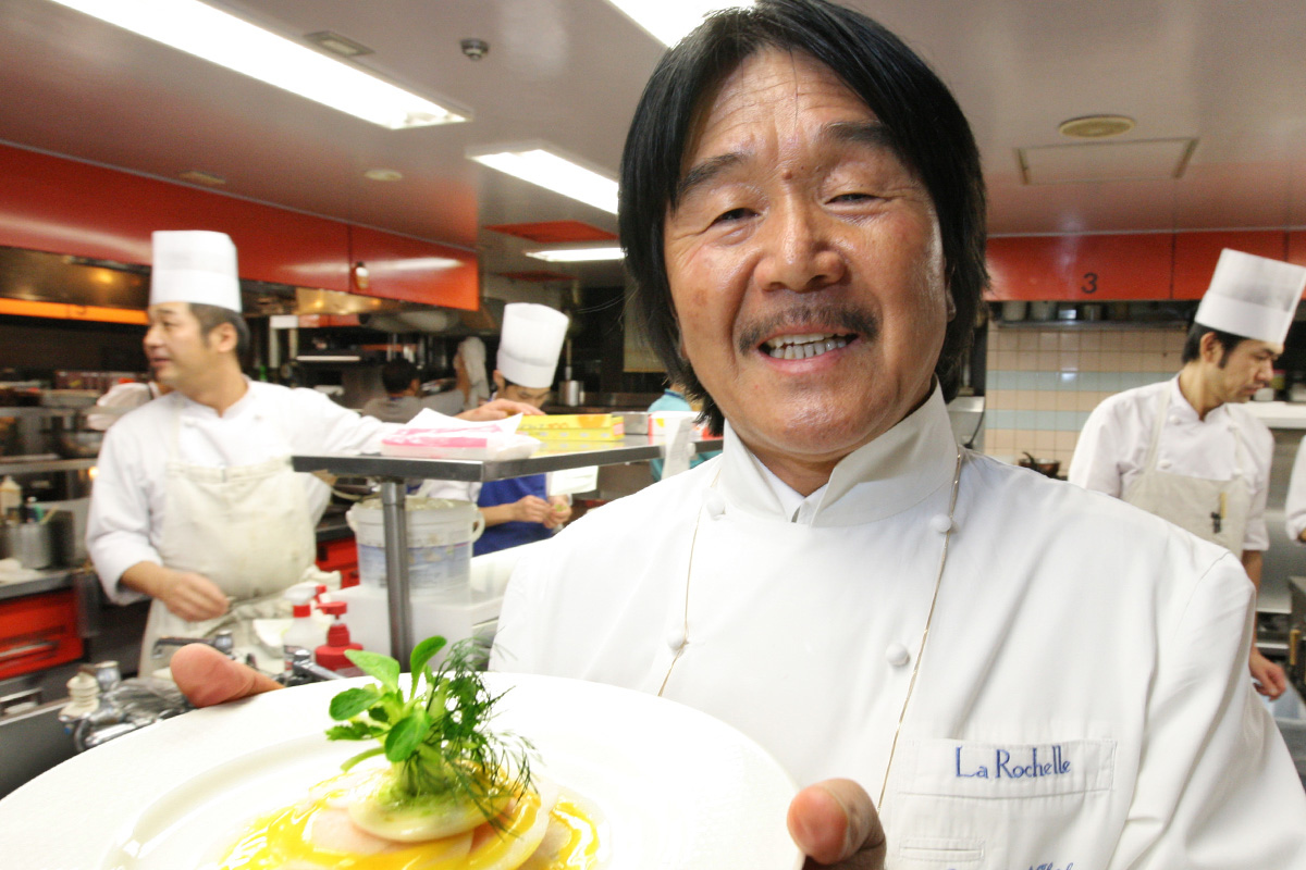 僕が店を辞めたいわけじゃない》『料理の鉄人』フレンチの坂井宏行が