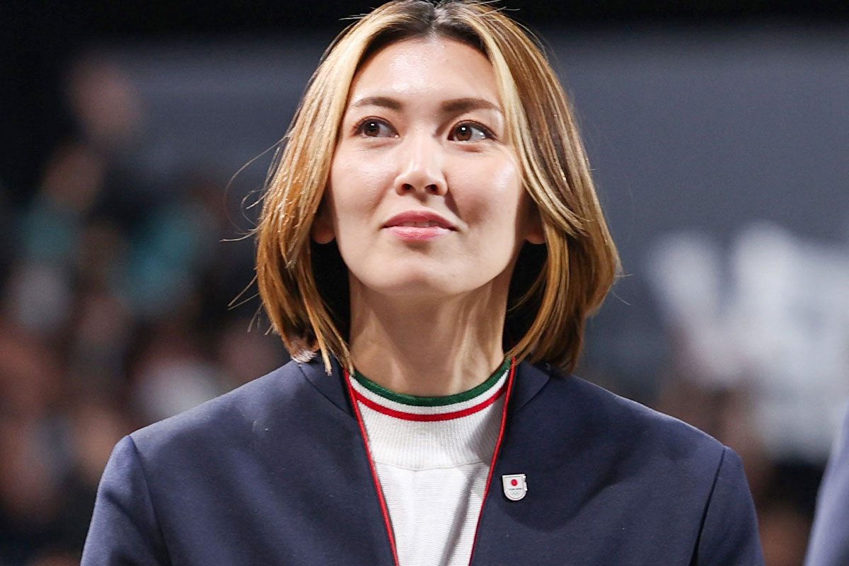 カーリング 女子 美人