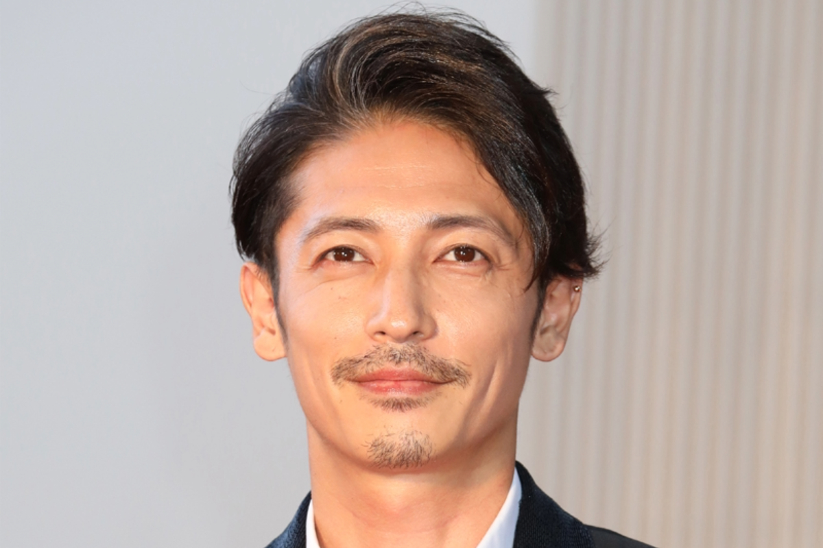 写真】《ムキムキ二の腕でピクニック》玉木宏（46）、“道場にいつも