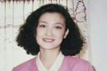 真珠夫人　肖像画　横山めぐみ　油絵　肉筆 真珠夫人』の横山めぐみ ゴージャスな胸元をセクシー撮｜NEWSポスト