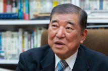 真珠夫人』の横山めぐみ ゴージャスな胸元をセクシー撮｜NEWSポストセブン